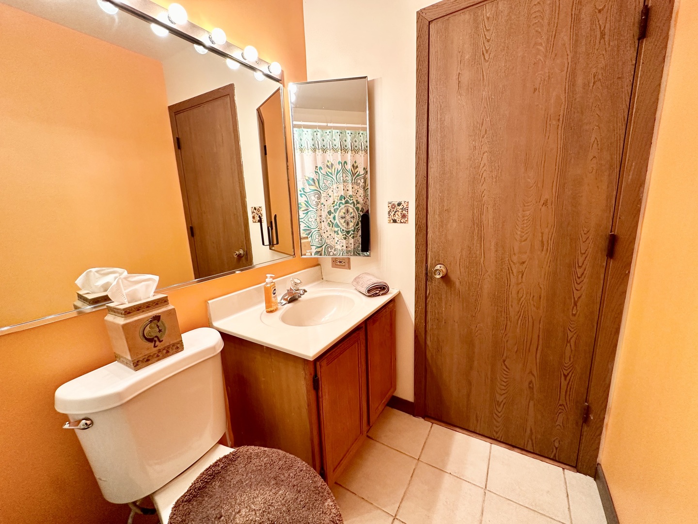 3316 Greenwich Lane, Island Lake, IL 60042