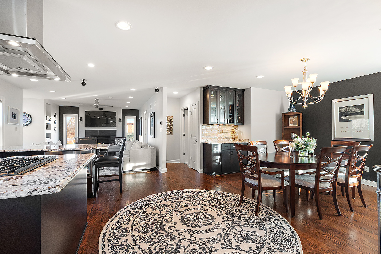 17204 67th Court, Tinley Park, IL 60477