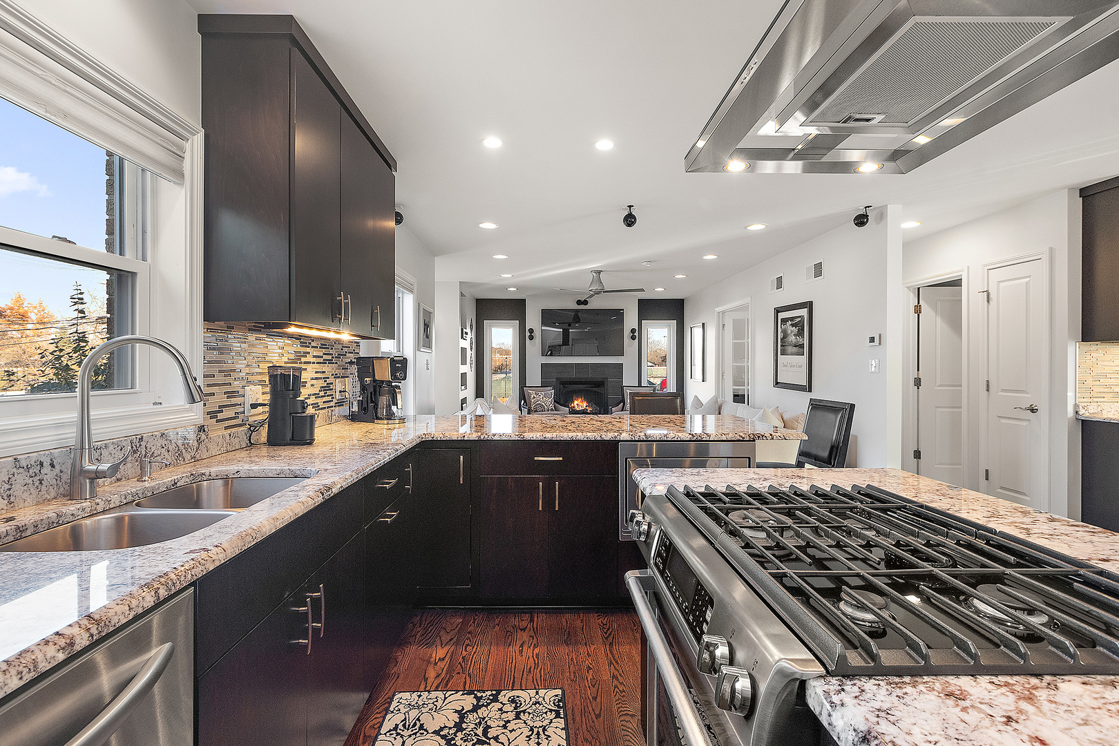 17204 67th Court, Tinley Park, IL 60477