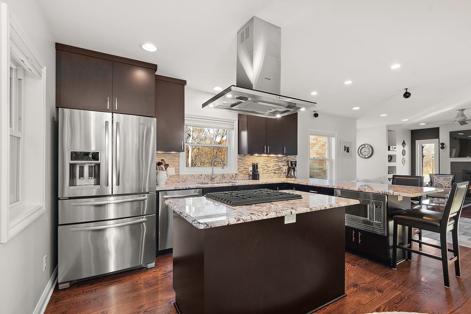 17204 67th Court, Tinley Park, IL 60477