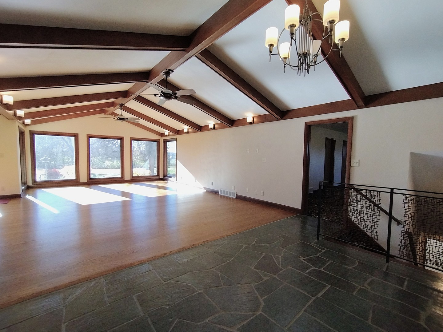 4910 Kilburn Avenue, Rockford, IL 61101