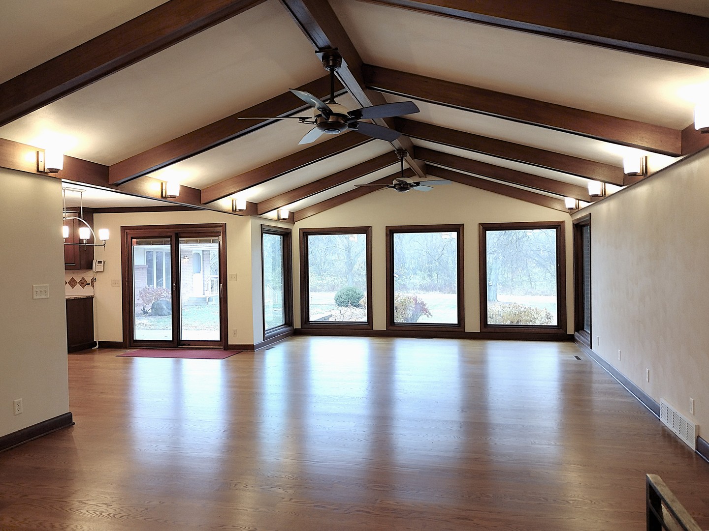 4910 Kilburn Avenue, Rockford, IL 61101