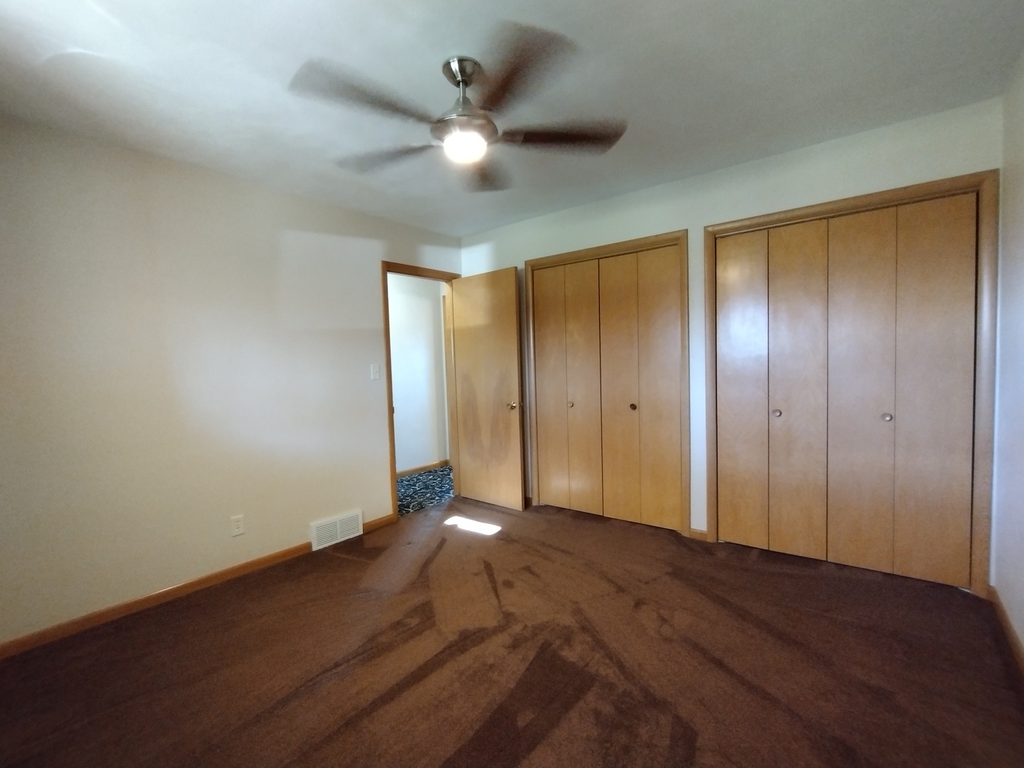 4910 Kilburn Avenue, Rockford, IL 61101