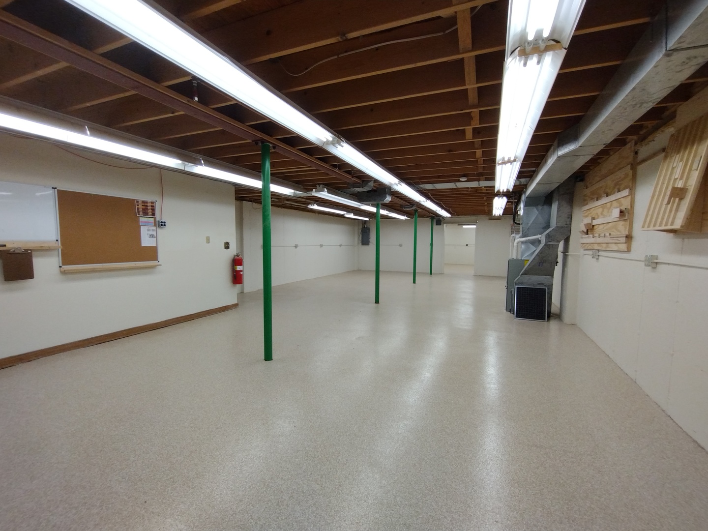 4910 Kilburn Avenue, Rockford, IL 61101