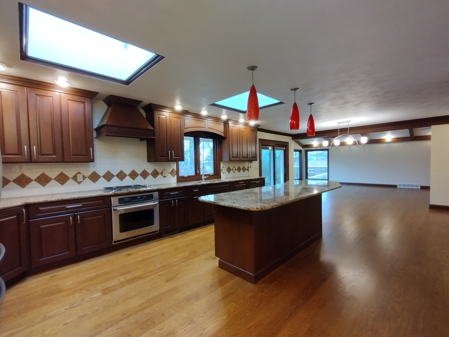 4910 Kilburn Avenue, Rockford, IL 61101