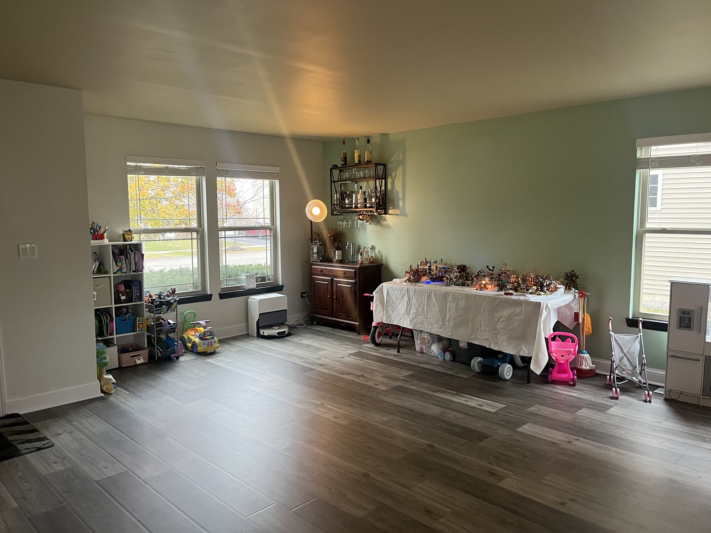 806 Treesdale Way, Joliet, IL 60431