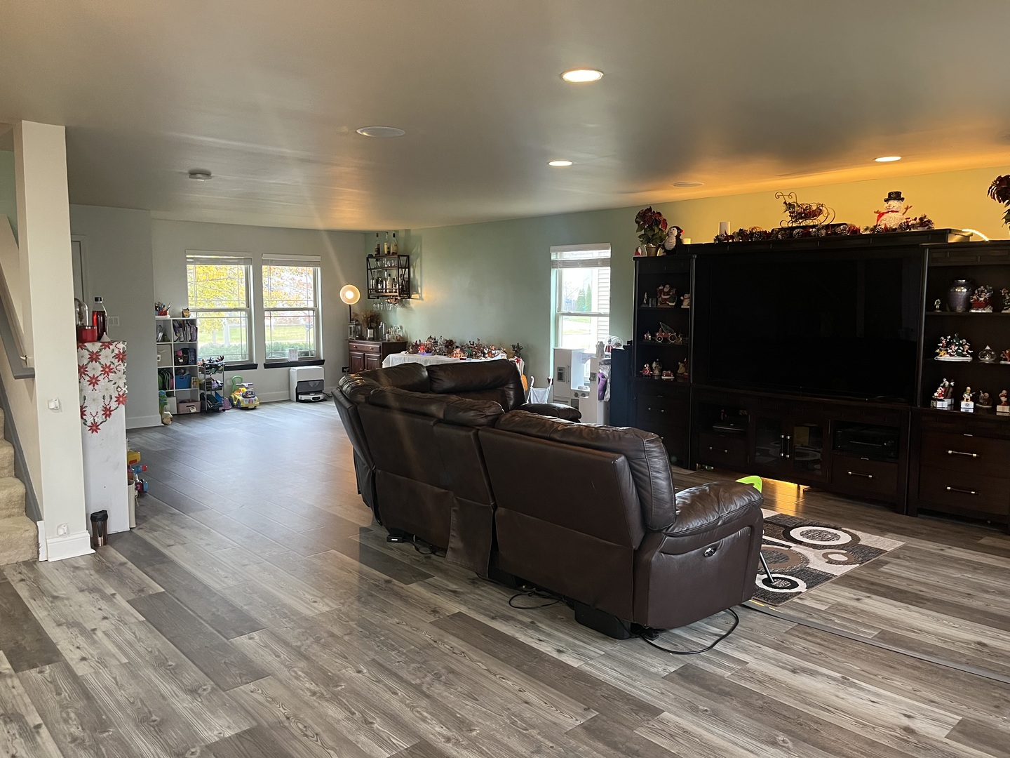 806 Treesdale Way, Joliet, IL 60431