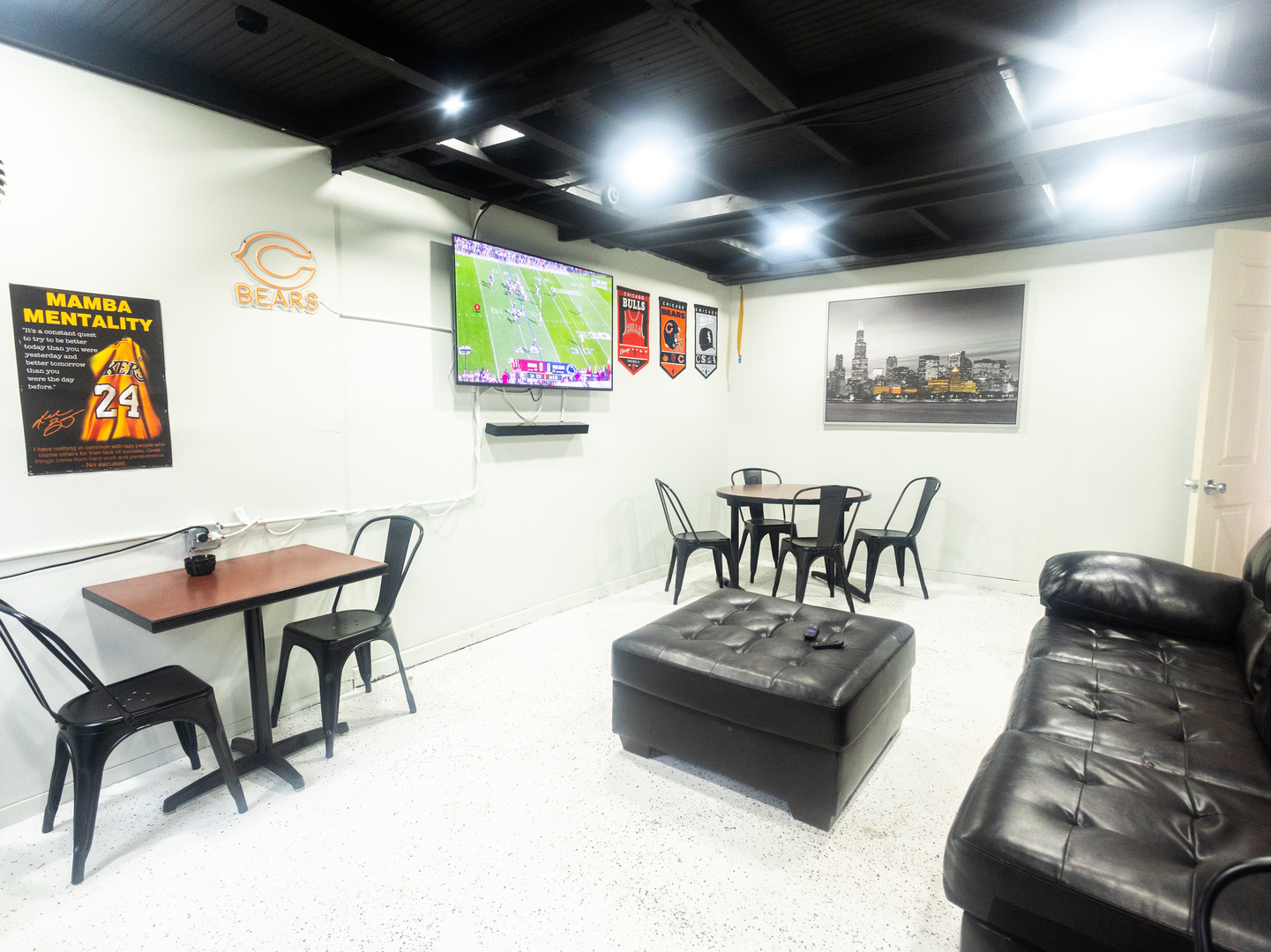 1115 S 3rd Avenue, Maywood, IL 60153