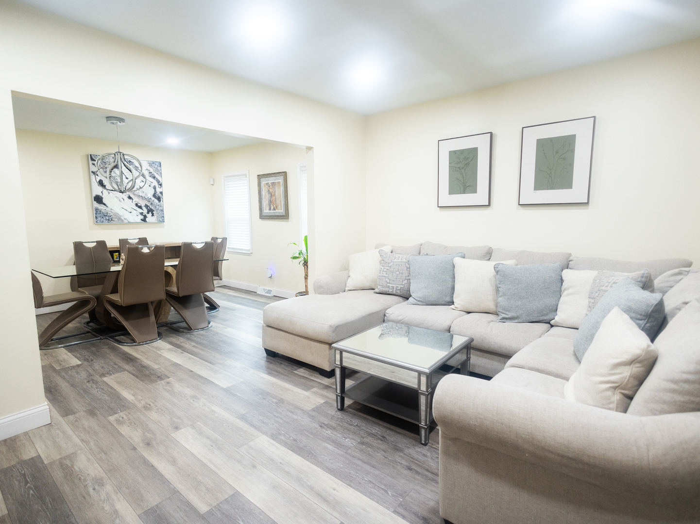 1115 S 3rd Avenue, Maywood, IL 60153