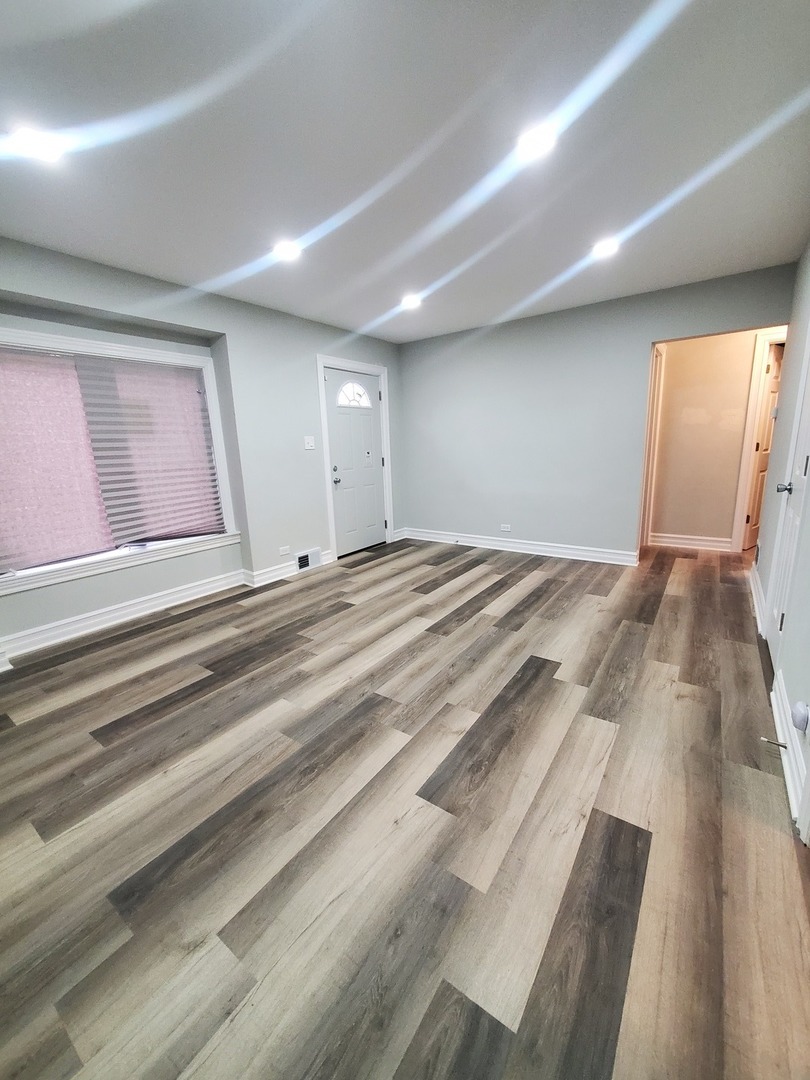 14529 Clinton Street, Harvey, IL 60426