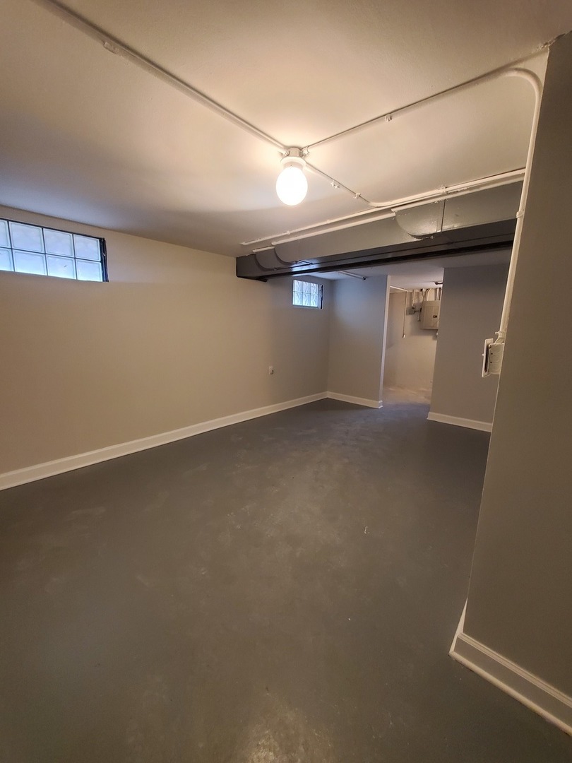 14529 Clinton Street, Harvey, IL 60426