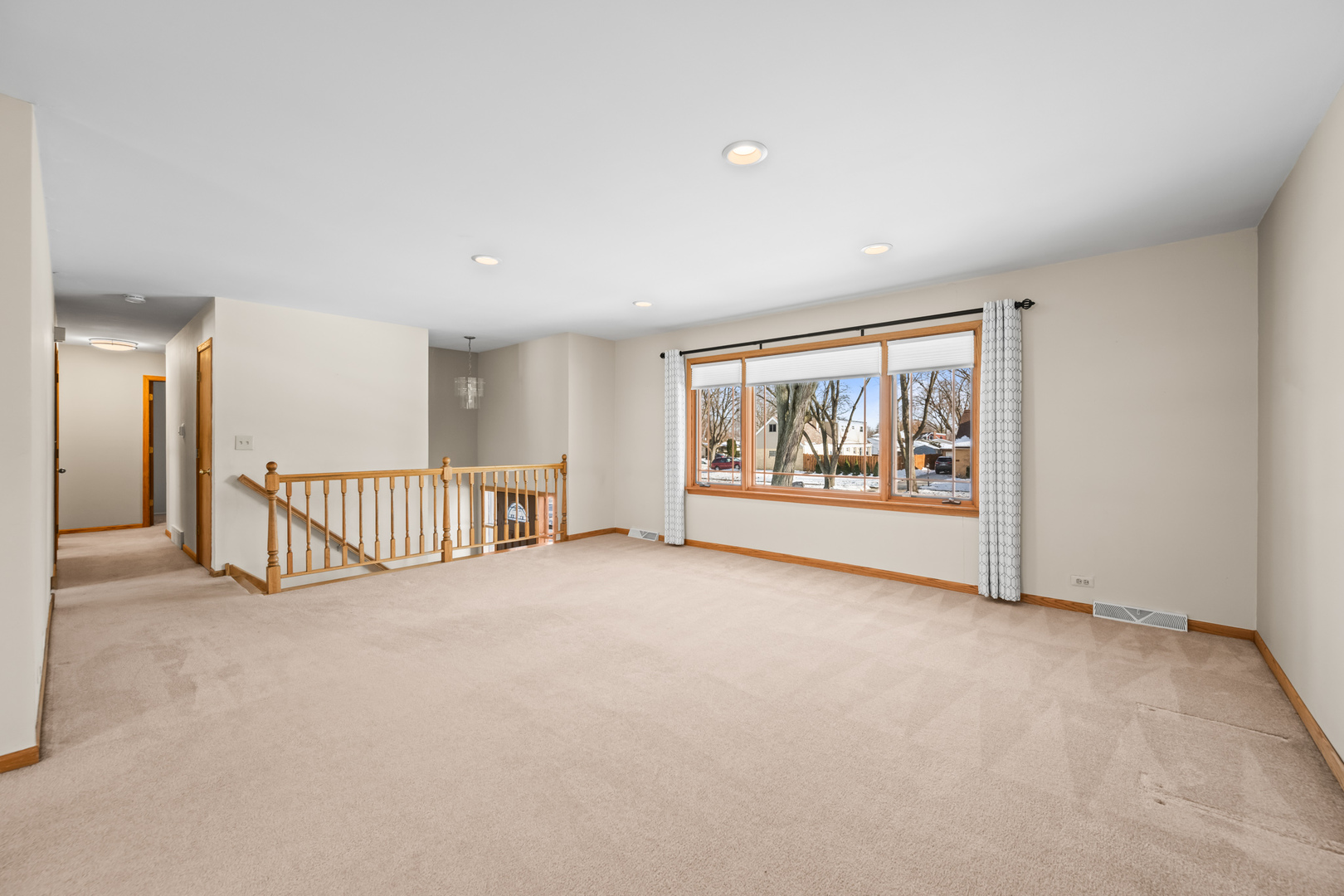 496 Raupp Boulevard, Buffalo Grove, IL 60089