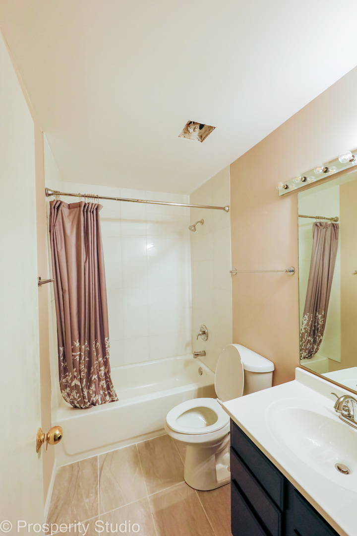 3159 TEAL BAY Court, Aurora, IL 60507