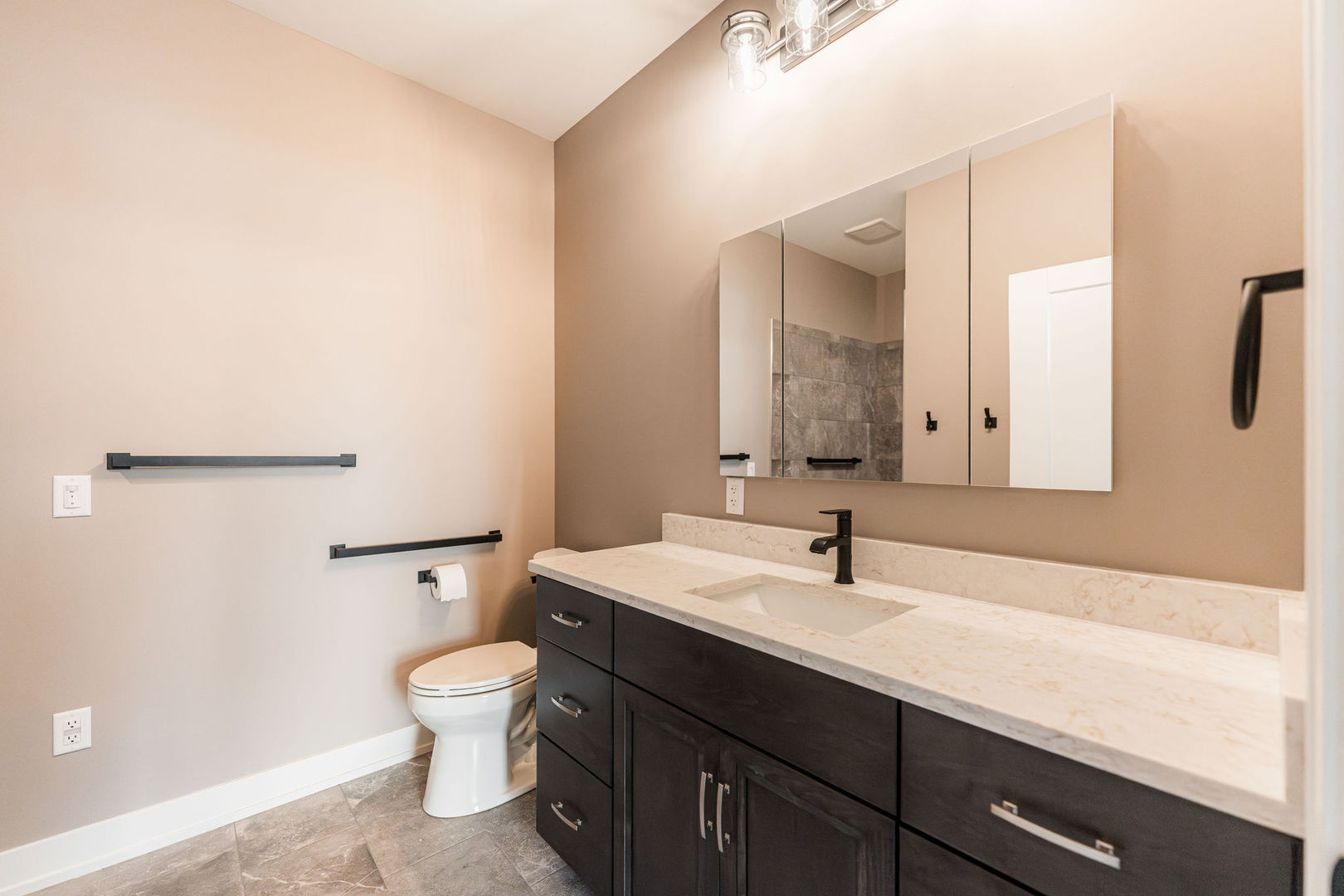 563 Stearn Drive #563, Genoa, IL 60135