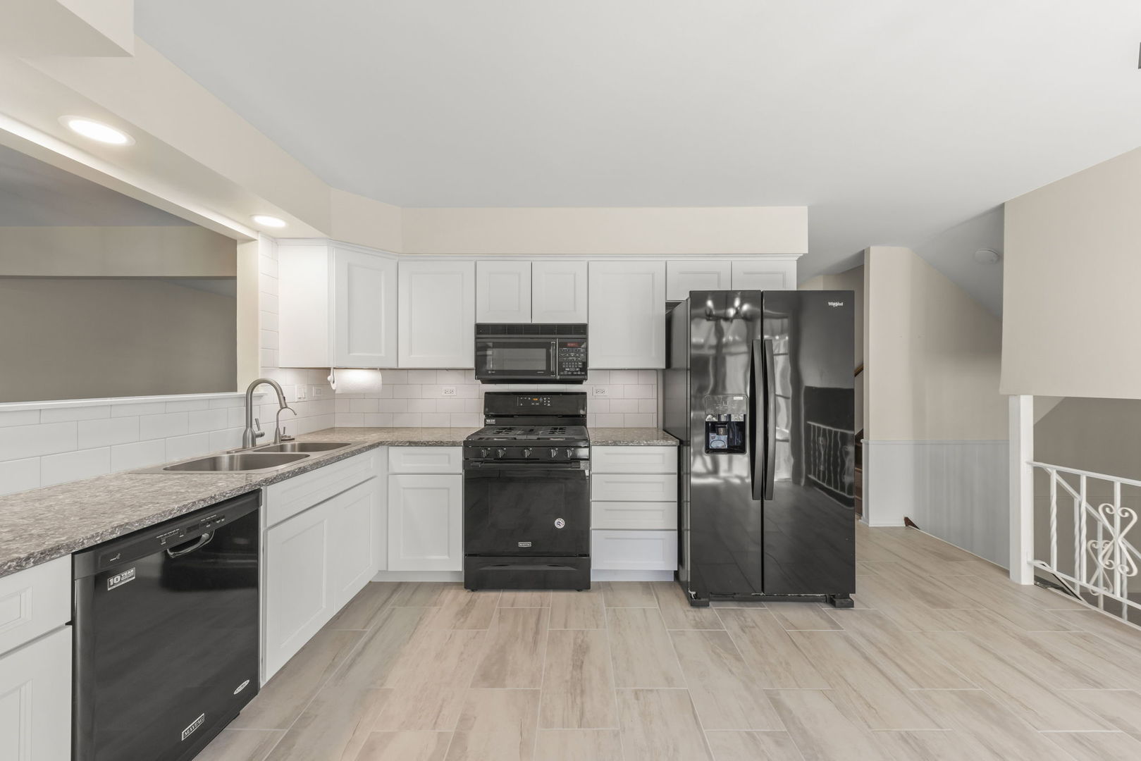 345 Green Valley Drive, Naperville, IL 60540