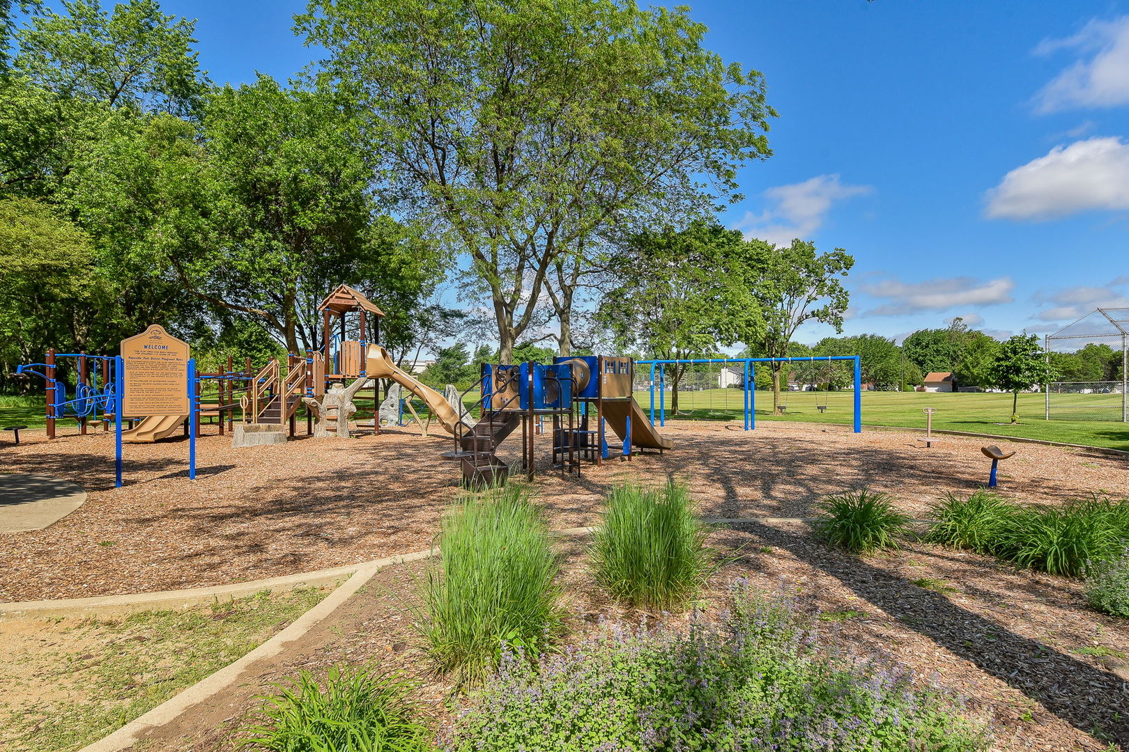 345 Green Valley Drive, Naperville, IL 60540