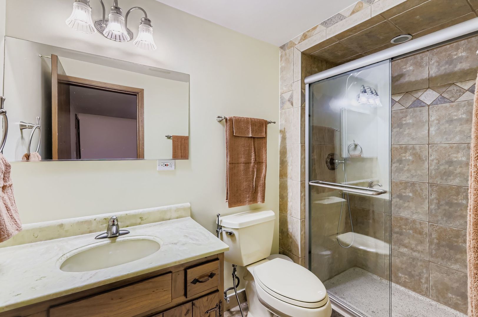 517 E Weathersfield Way, Schaumburg, IL 60193