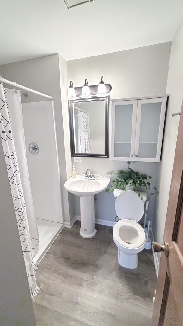 413 Berkshire Drive #22, Crystal Lake, IL 60014