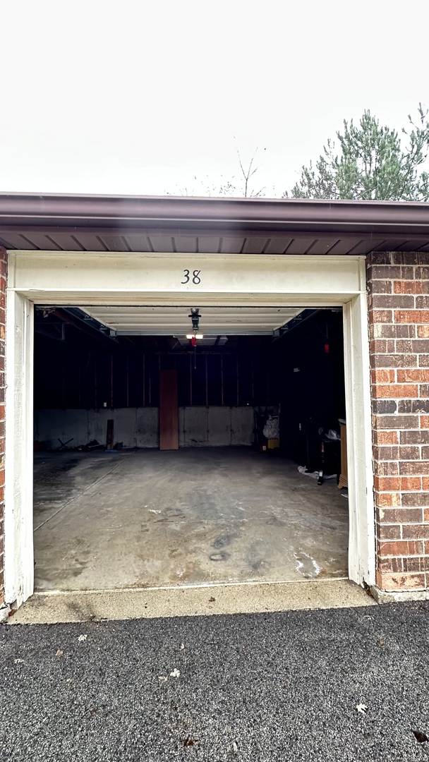 413 Berkshire Drive #22, Crystal Lake, IL 60014