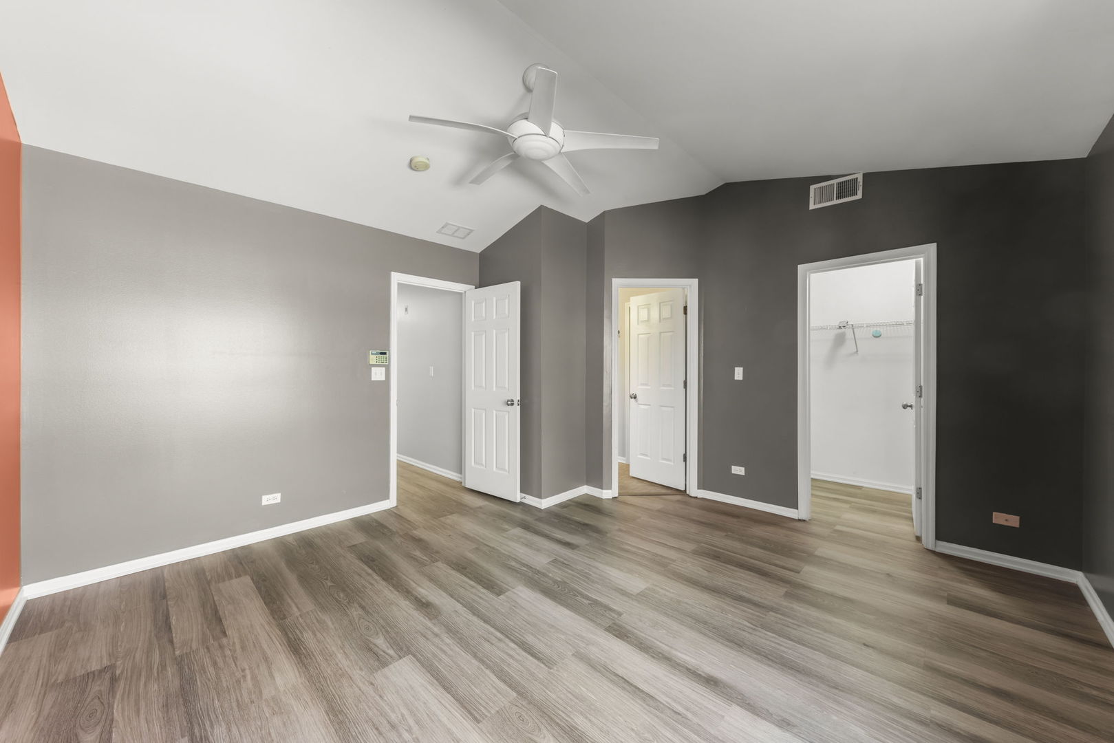 2911 Dearborn Court, Naperville, IL 60563