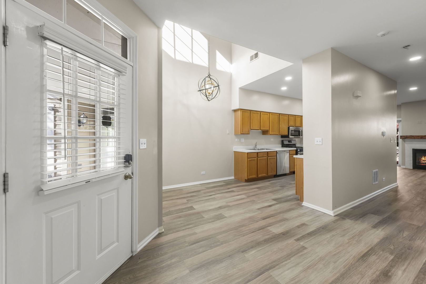 2911 Dearborn Court, Naperville, IL 60563