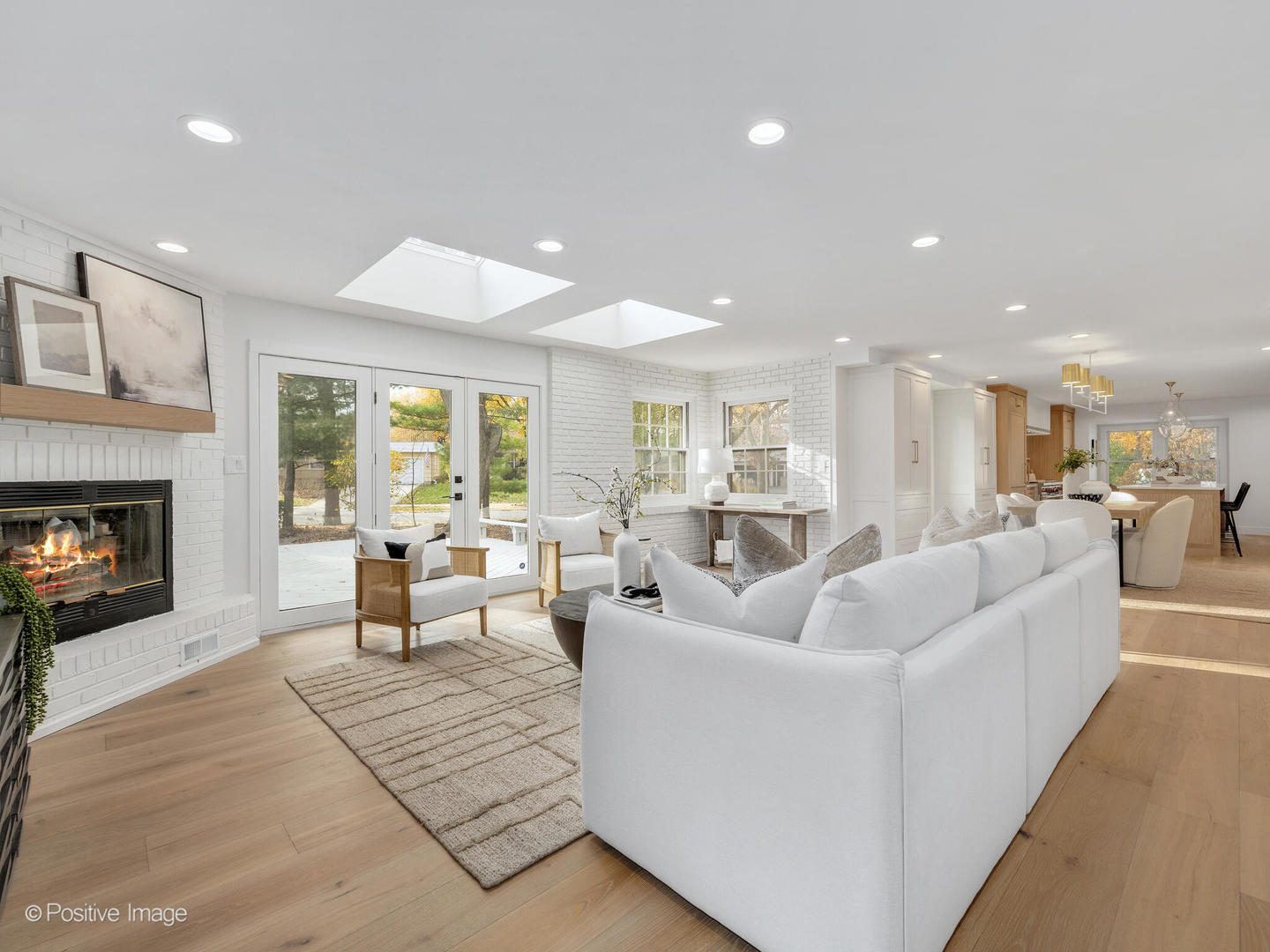 140 N Quincy Street, Hinsdale, IL 60521