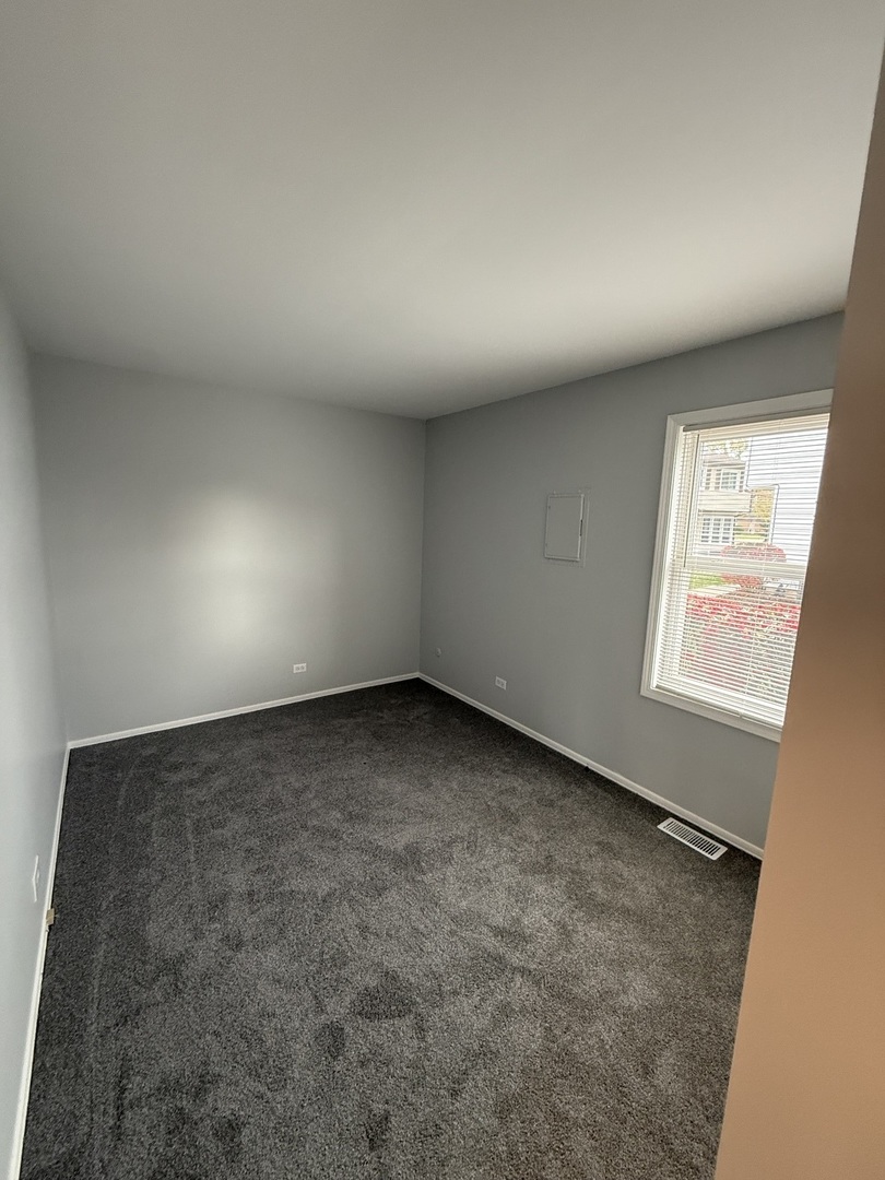 20137 S Hampton Court #A, Frankfort, IL 60423