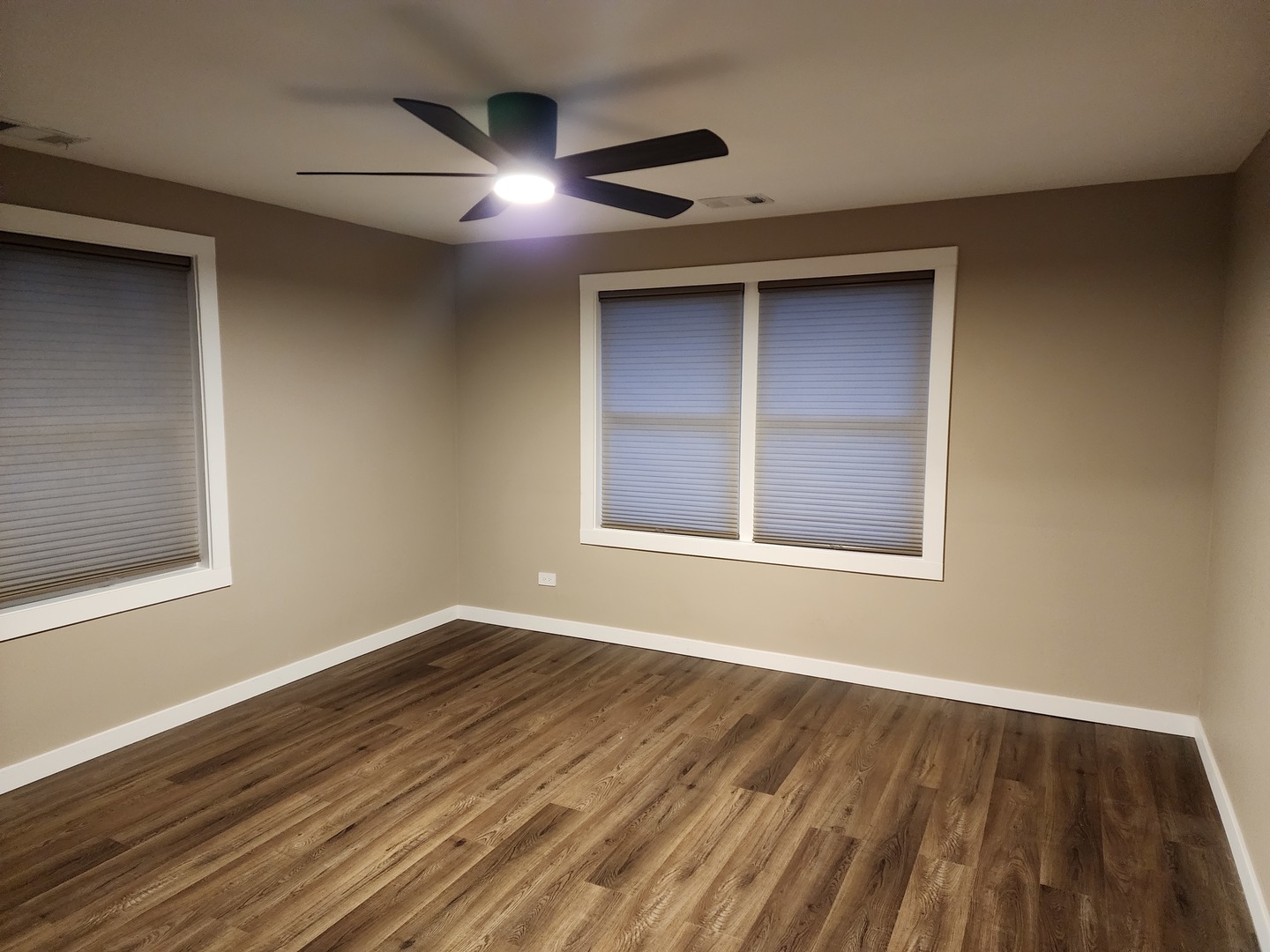 9356 S May Street, Chicago, IL 60620