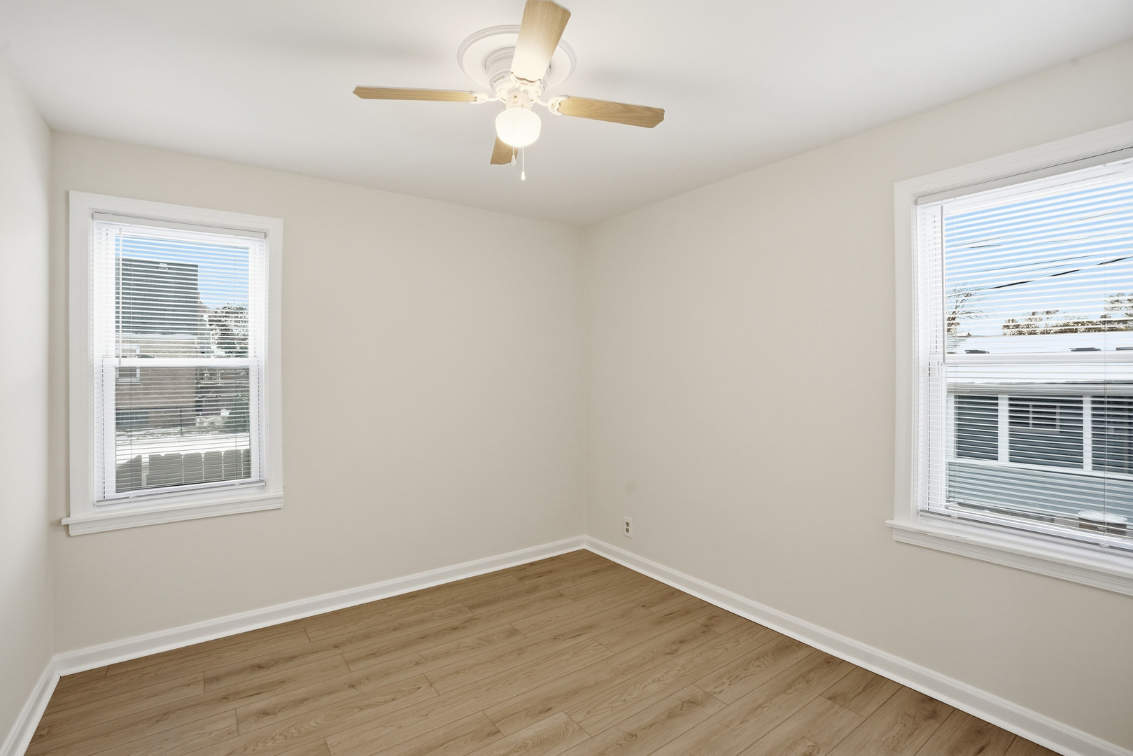 11056 S State Line Road, Chicago, IL 60617