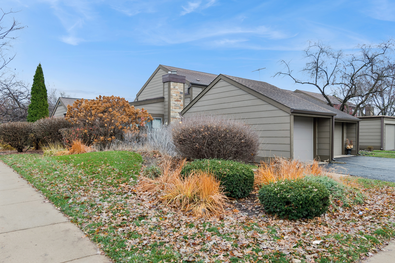 101 Aberdeen Court, Geneva, IL 60134
