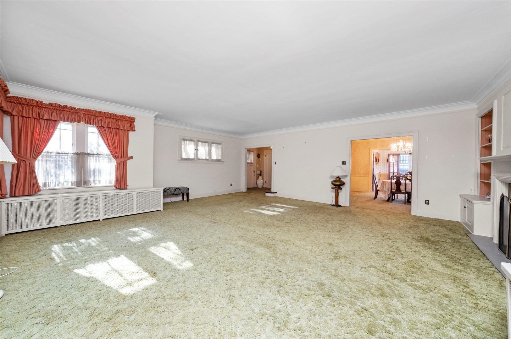 10456 S Hamilton Avenue, Chicago, IL 60643