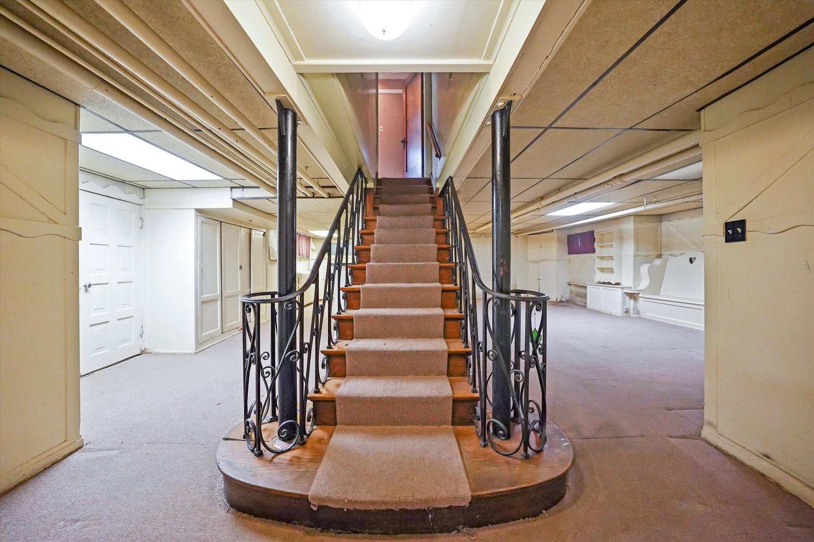 10456 S Hamilton Avenue, Chicago, IL 60643