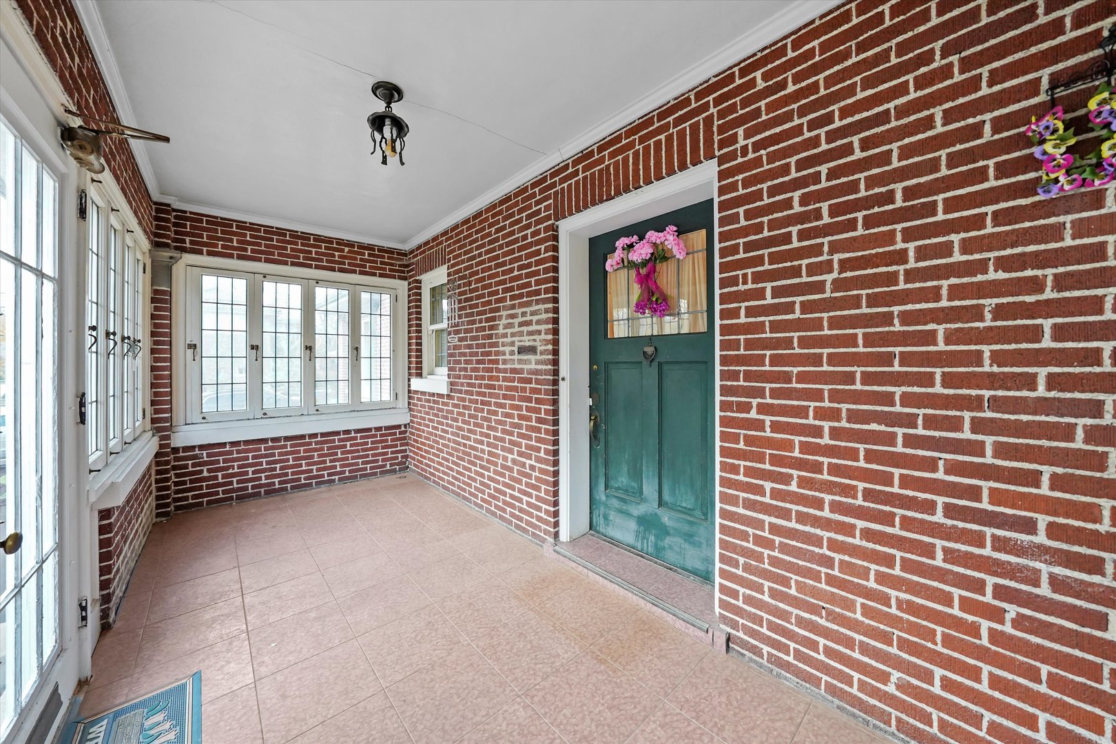 10456 S Hamilton Avenue, Chicago, IL 60643