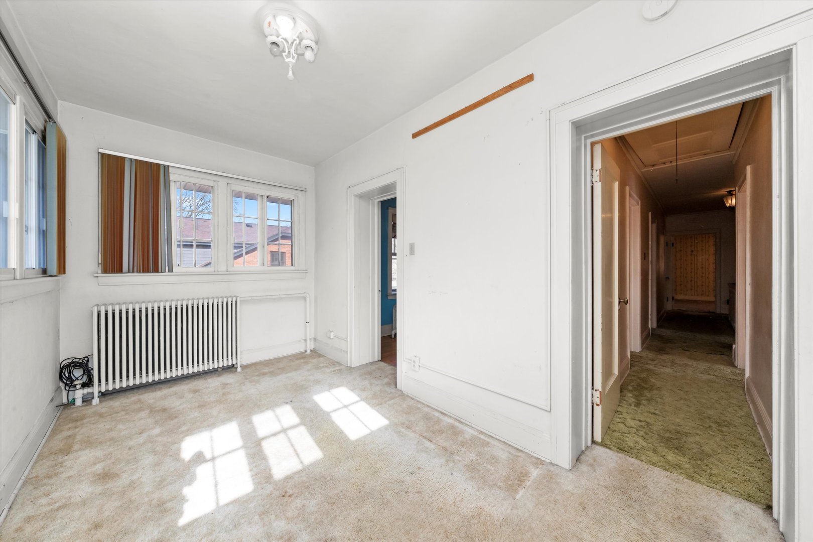 10456 S Hamilton Avenue, Chicago, IL 60643