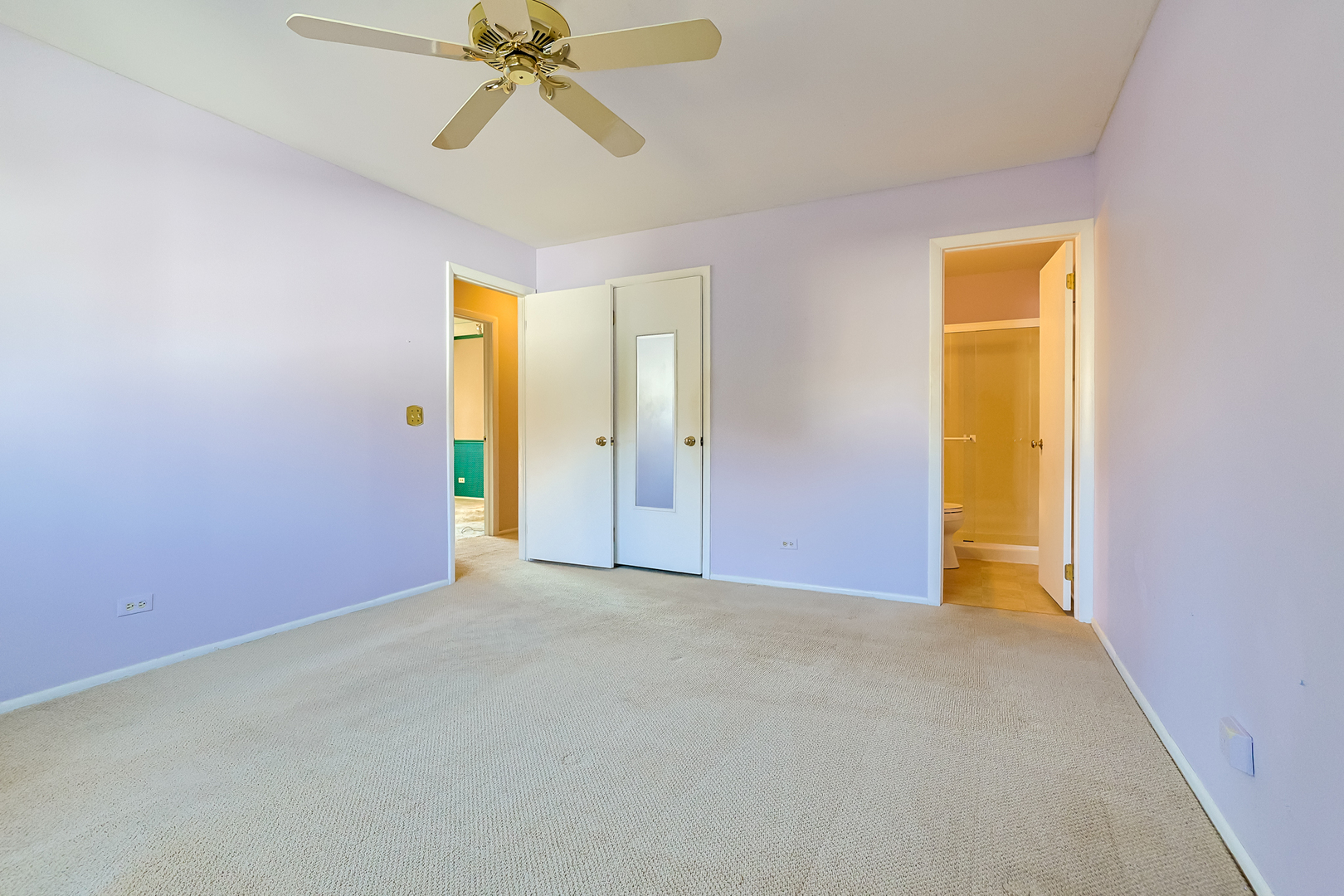 367 Greystone Court #A2, Schaumburg, IL 60193