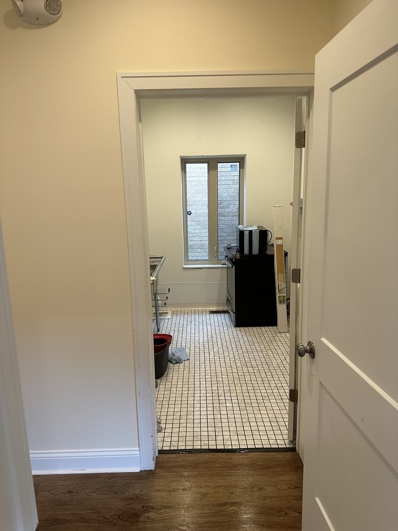 170 W Irving Park Road, Wood Dale, IL 60191