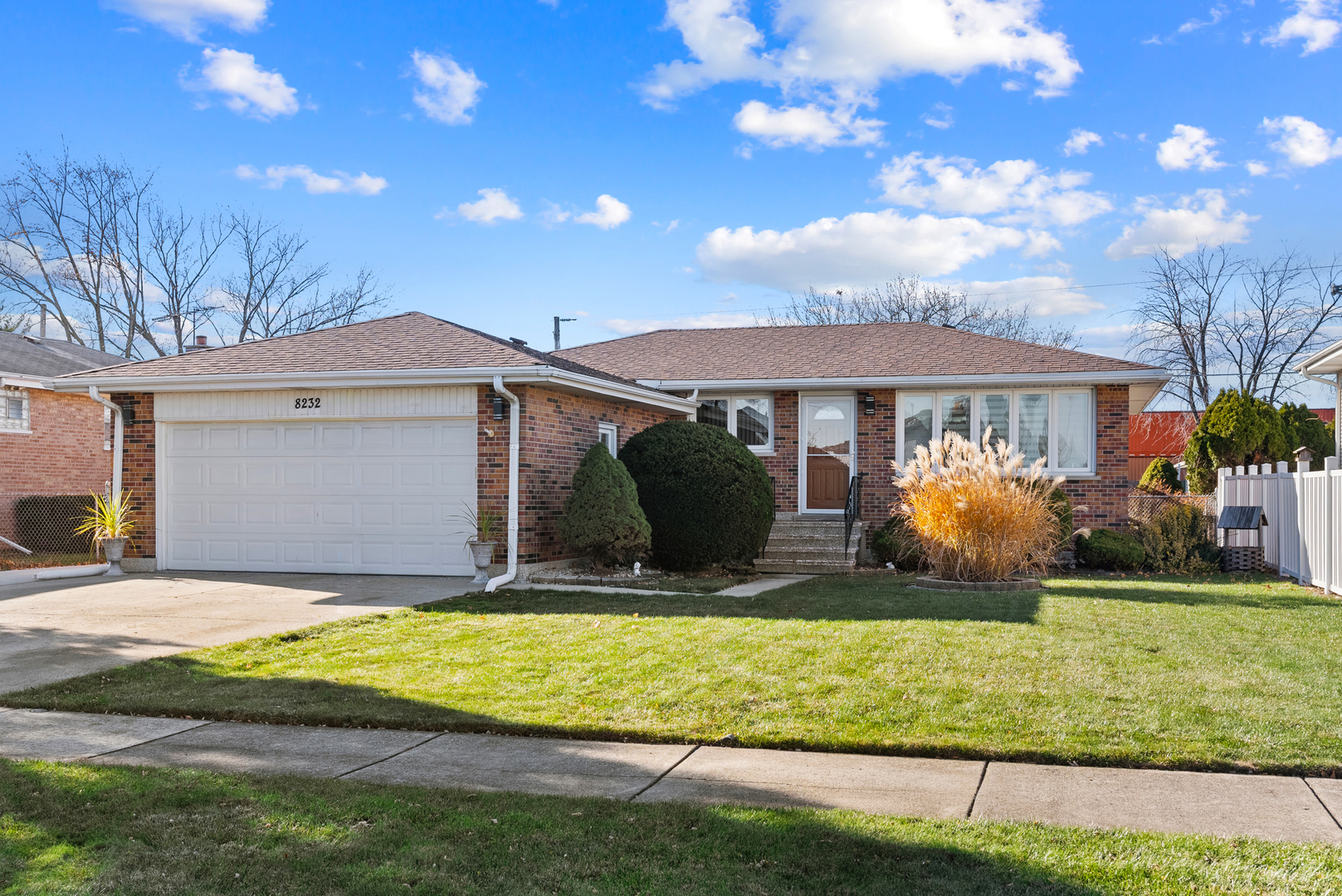 8232 S Ferdinand Avenue, Bridgeview, IL 60455