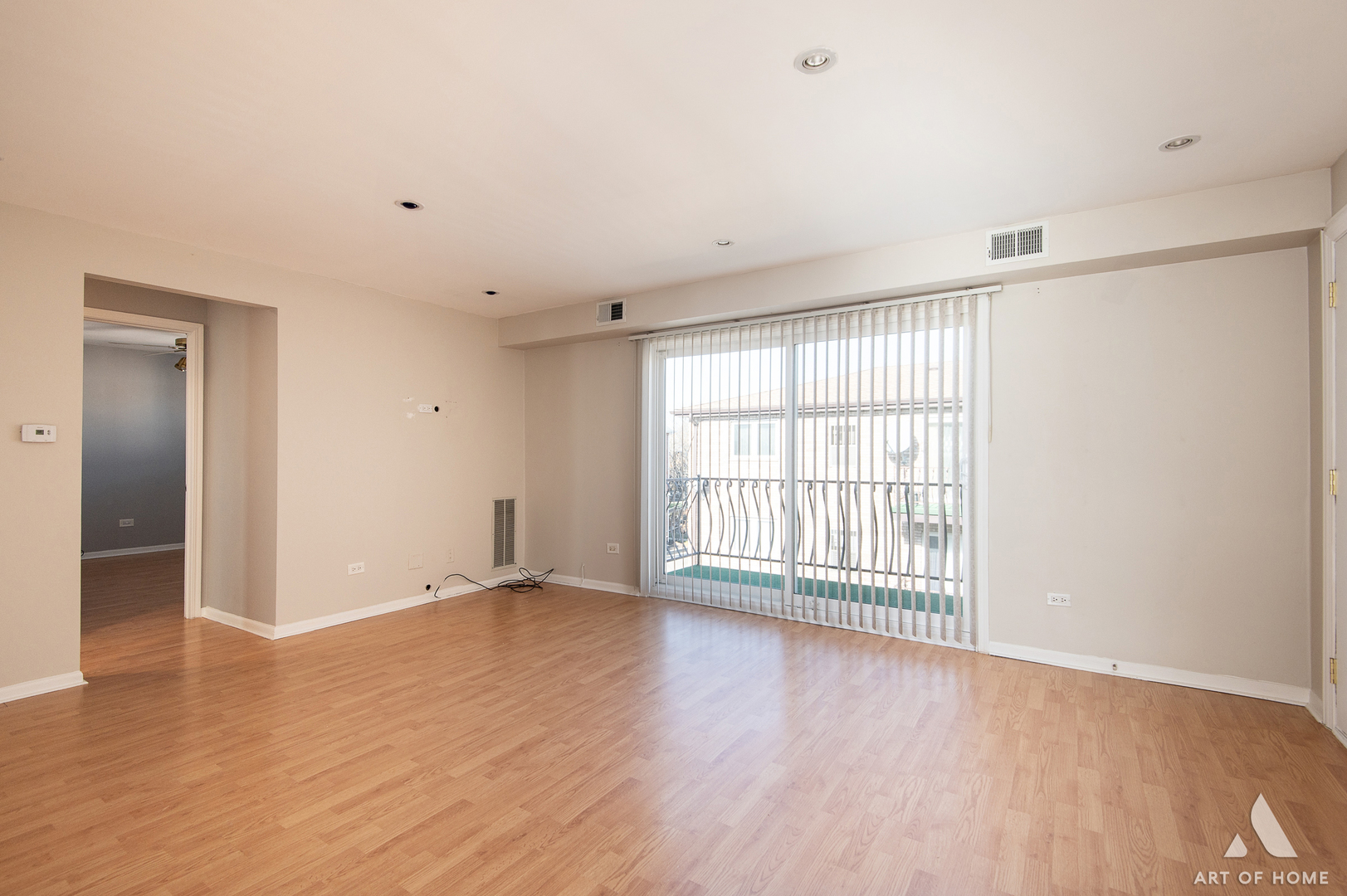 6444 S Narragansett Avenue #3W, Chicago, IL 60638