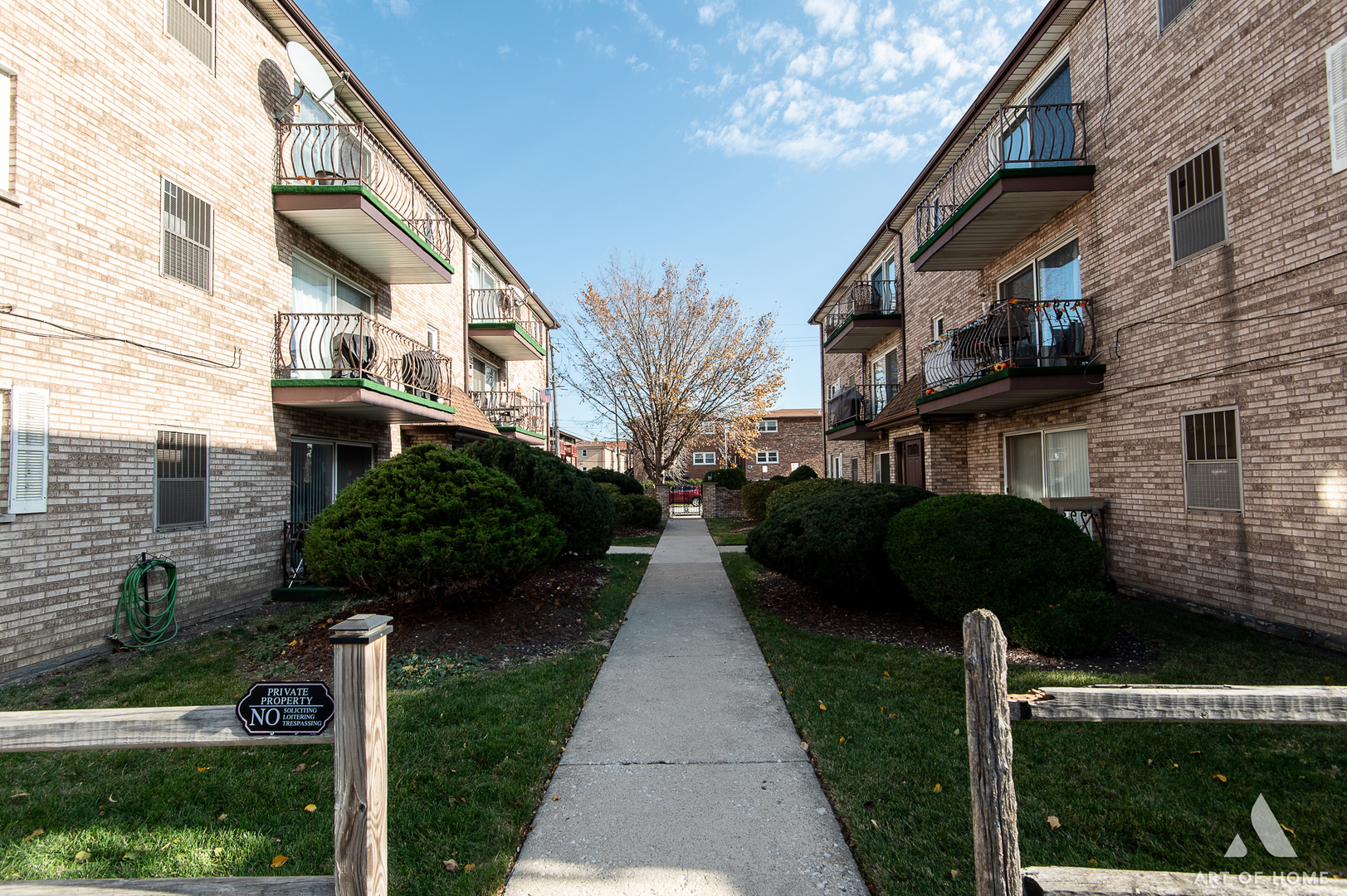 6444 S Narragansett Avenue #3W, Chicago, IL 60638