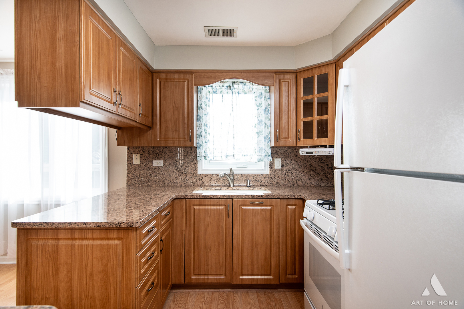 6444 S Narragansett Avenue #3W, Chicago, IL 60638