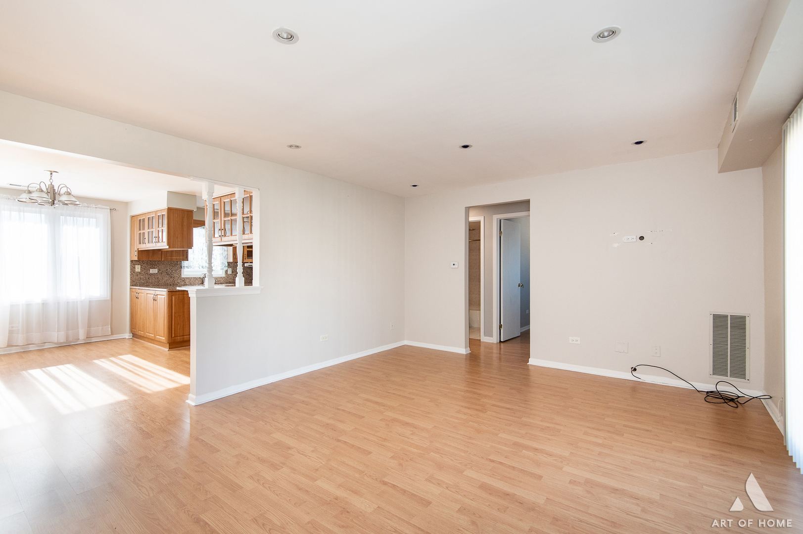 6444 S Narragansett Avenue #3W, Chicago, IL 60638