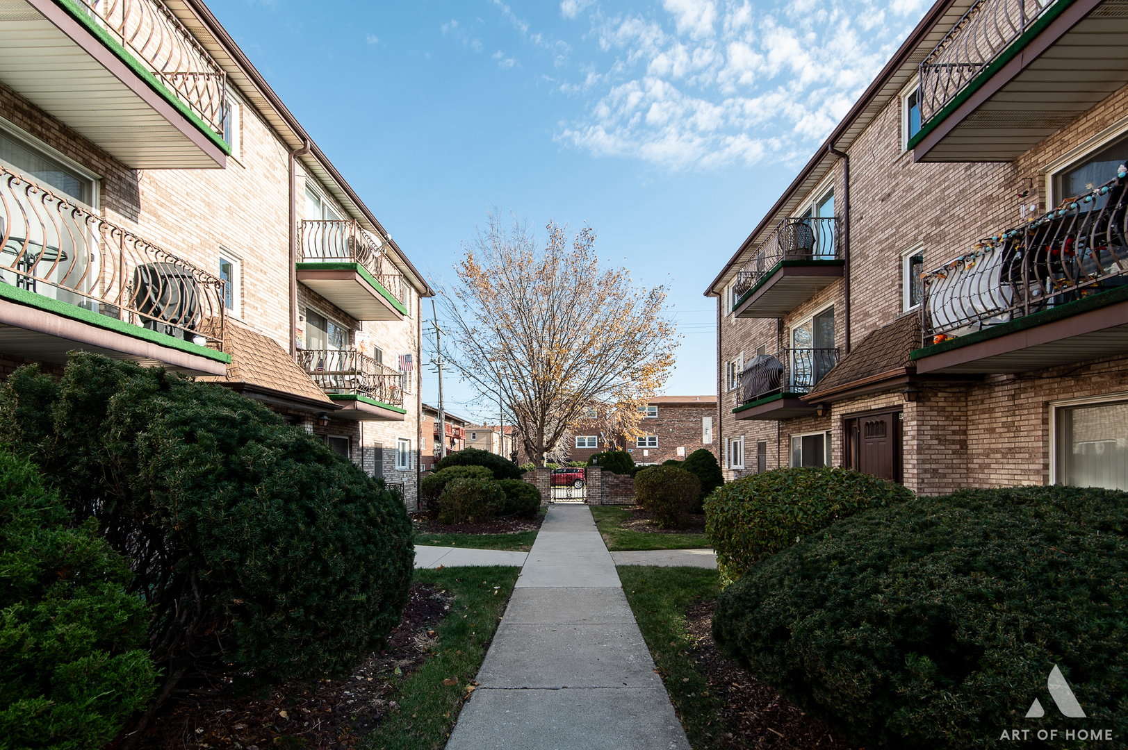 6444 S Narragansett Avenue #3W, Chicago, IL 60638