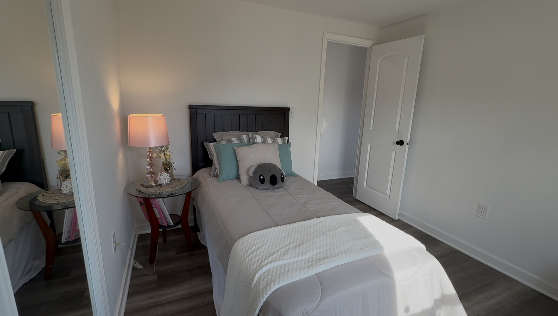 237 Blackthorn Road, Matteson, IL 60443