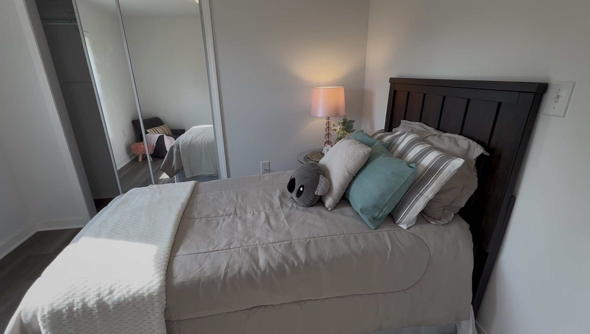 237 Blackthorn Road, Matteson, IL 60443