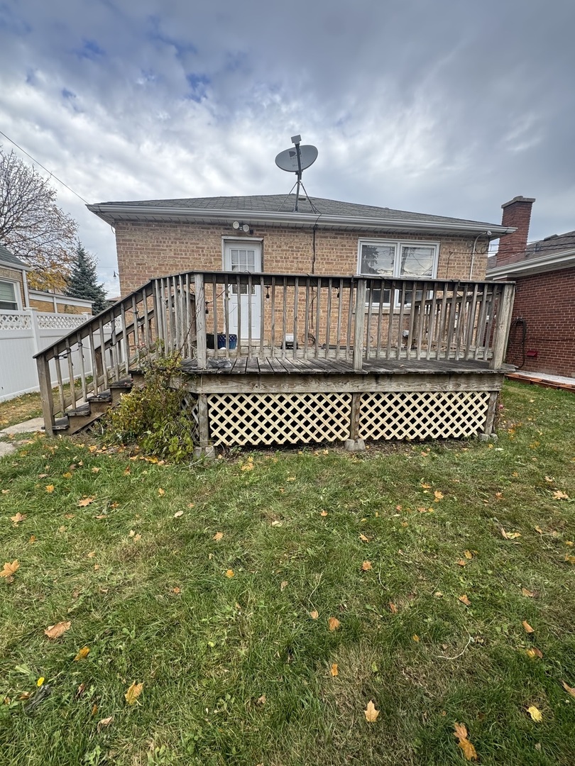 5265 W Devon Avenue, Chicago, IL 60646