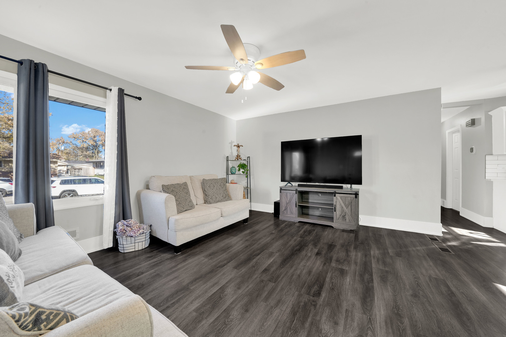 19 Mohawk Drive, Thornton, IL 60476