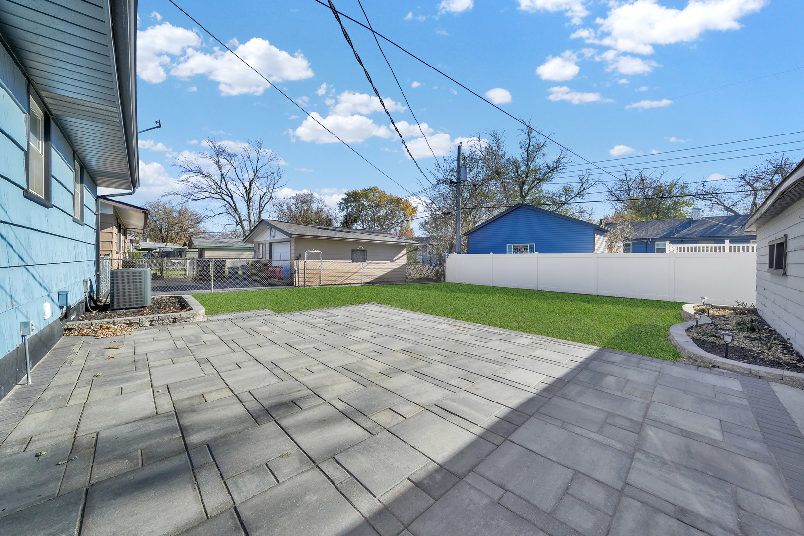 19 Mohawk Drive, Thornton, IL 60476