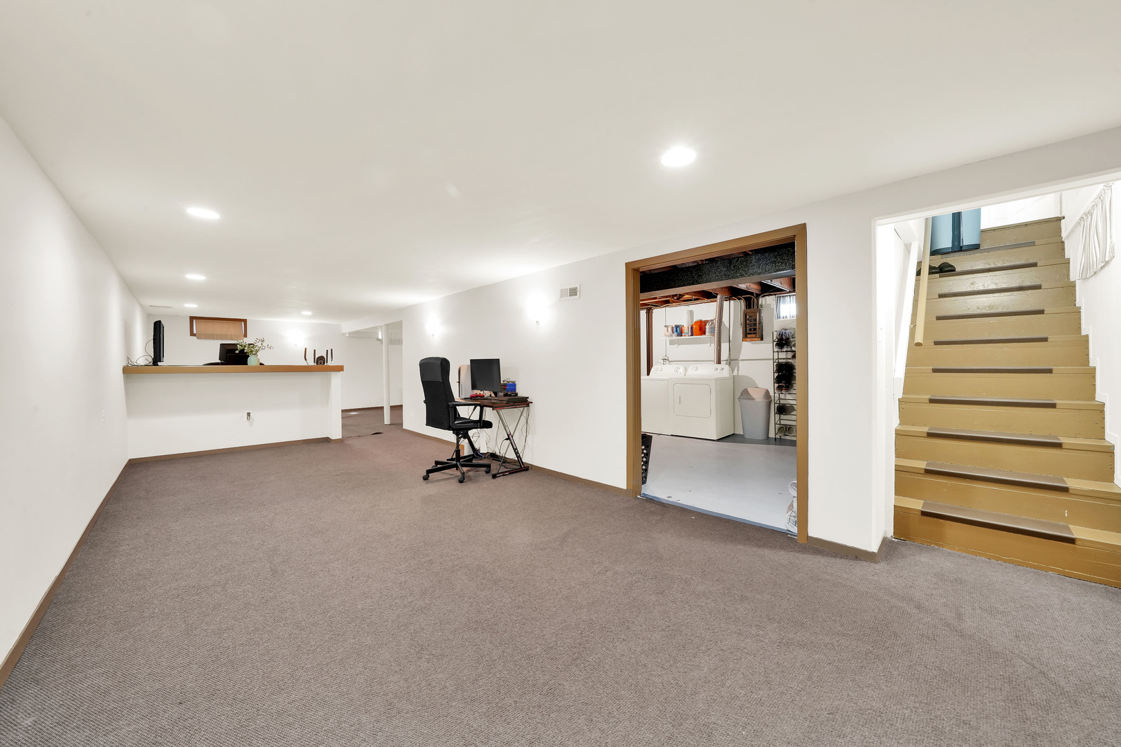 19 Mohawk Drive, Thornton, IL 60476