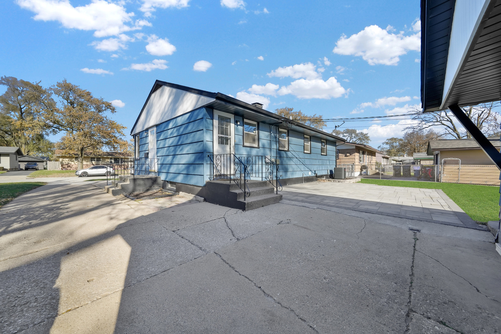 19 Mohawk Drive, Thornton, IL 60476