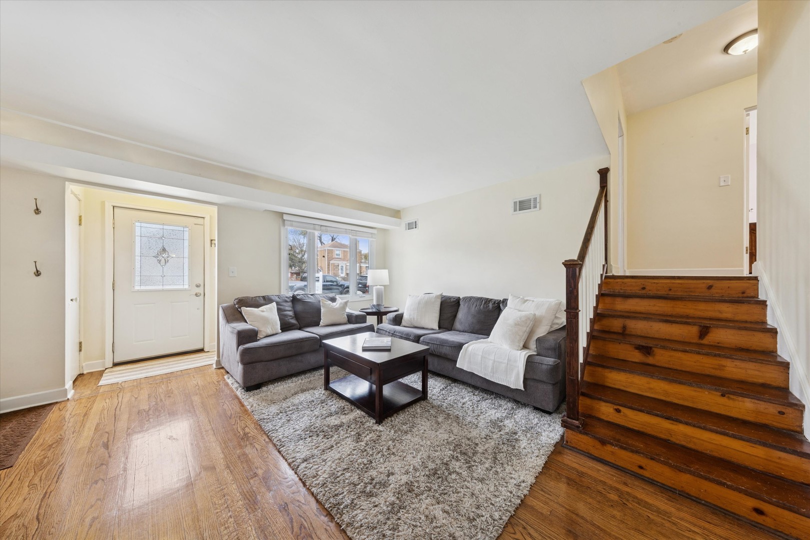 2935 Vernon Avenue, Brookfield, IL 60513